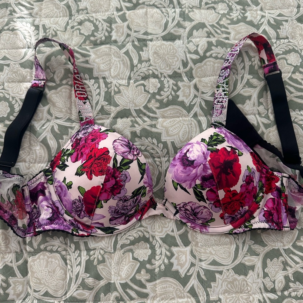 Victoria’s Secret Push Up Bra